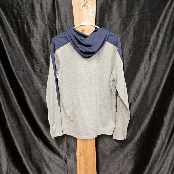 Grey under armor Long sleeve Utah State University pull over hoodie size medium - Picture 7 of 11